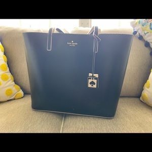 Large Kate spade tote